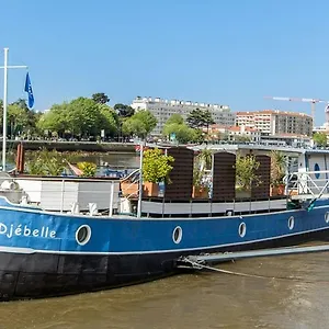 Peniche Djebelle Gasthuis Bayonne